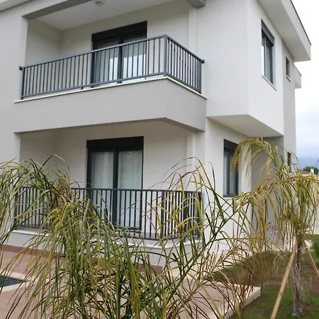 Sayan Homes Appartement *