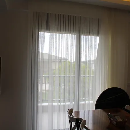 Sayan Homes Appartement *